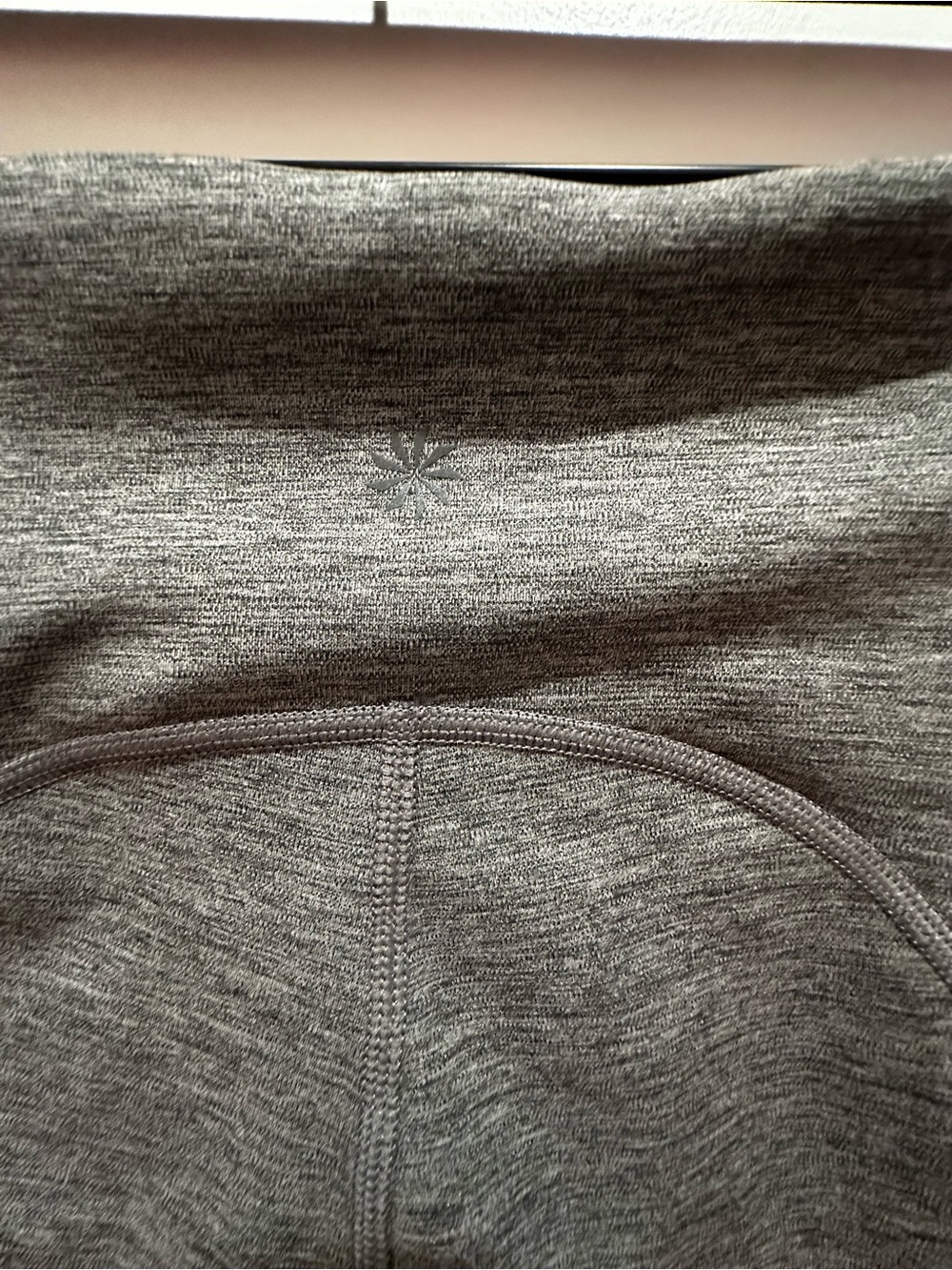 Athleta Ultimate Stash Pocket 9” Biker Shorts | Charcoal Gray | L - Picture 3 of 5